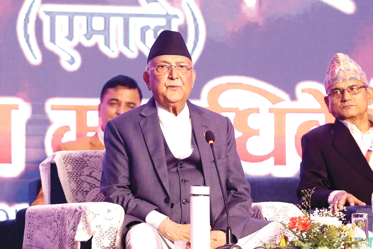 ओलीलाई एमालेमा तेस्रोपटक अध्यक्ष बन्ने बाटो खुल्यो