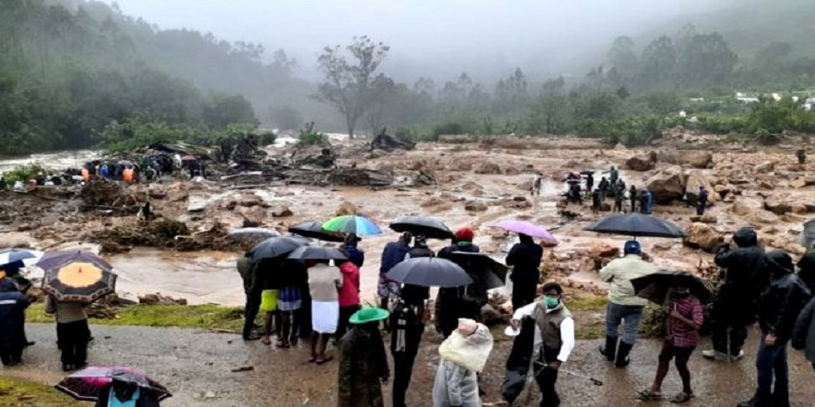 पहिरोमा परेर ८ जनाको मृत्यु, सयौं मानिस पुरिएको आशंका