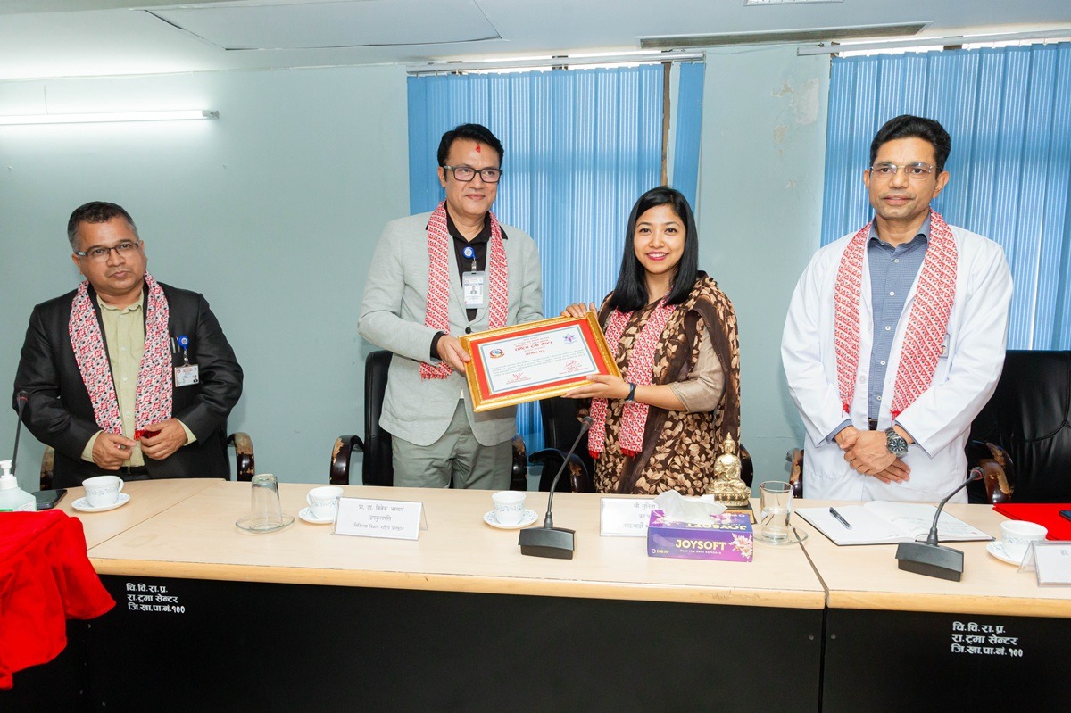 उपचार अभाव हुन नदिने महानगरको कदम: ट्रमा सेन्टरलाई ११५ प्रकारका इम्प्लान्ट सहयोग