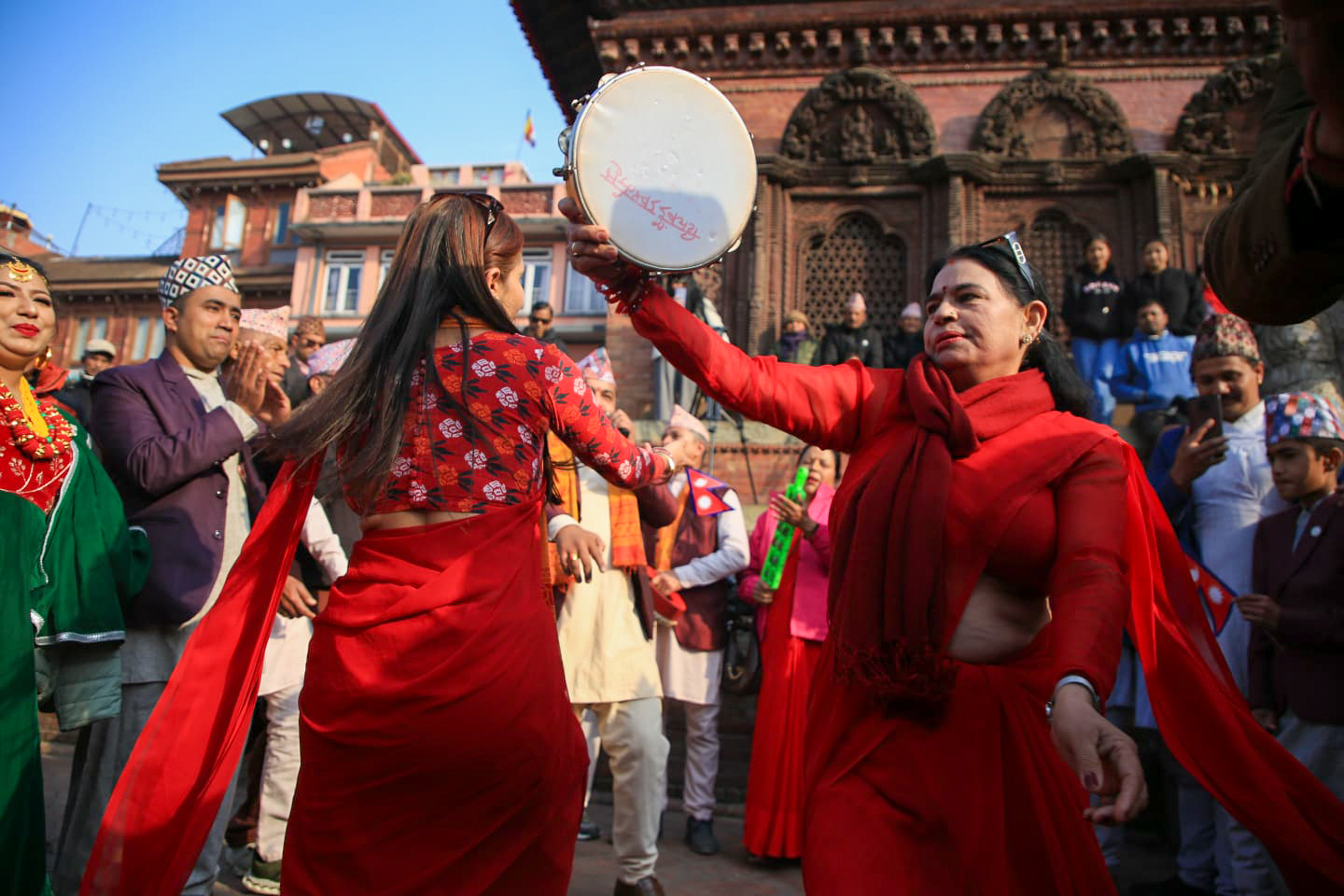 वसन्तपुरमा यस्तो देखियो १३औँ राष्ट्रिय पोसाक एवम् टोपी दिवस (तस्बिरहरु)