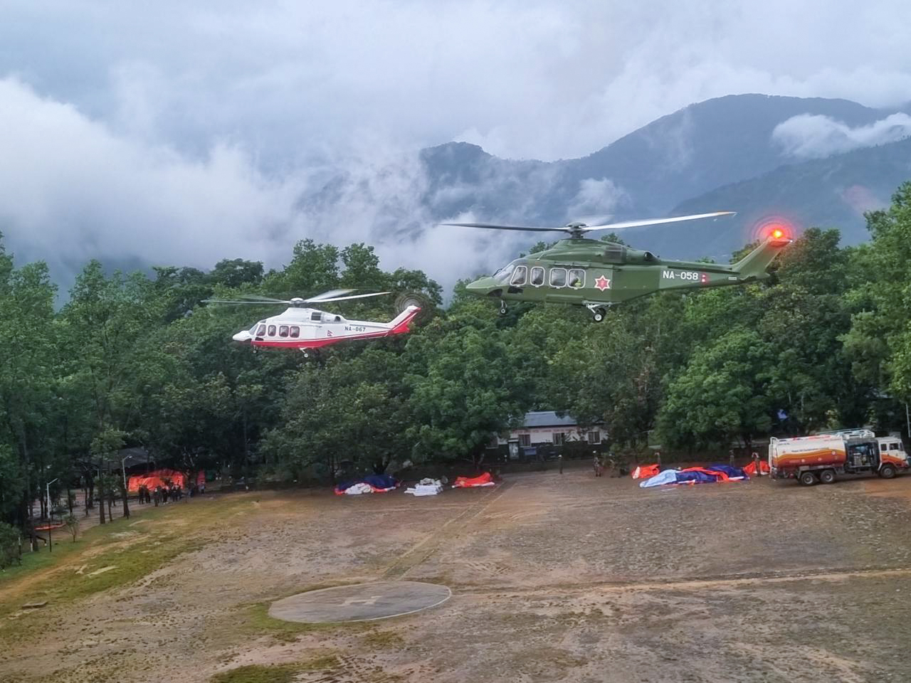 भोटेकोशी बाढी: ३ हजार ९६७ जनाको हवाई उद्धार, राहत र सडक खुलाउन नेपाली सेनाको तीव्र सक्रियता