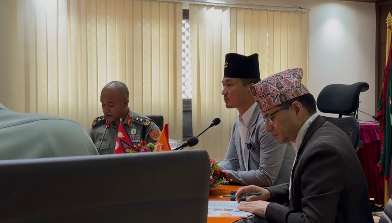 गृहमन्त्रीद्वारा तस्करी नियन्त्रणका लागि  निर्देशन