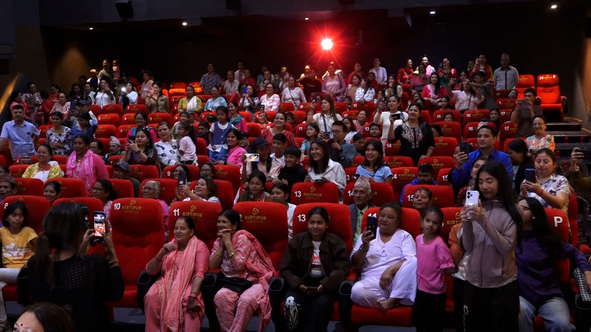 ‘झिङ्गेदाउ २’ लाई तेस्रो दिन पनि दर्शकको उत्साहजनक साथ