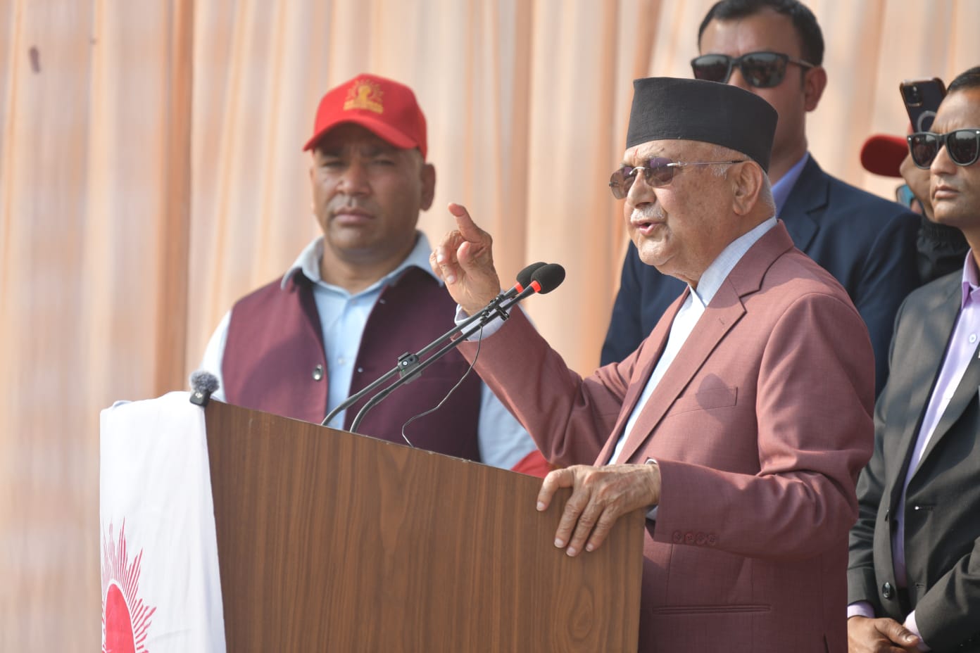 अधिकारका लागि लड्नुपर्छ भन्ने कुरा बुझेनन् भने अधिकार सुरक्षित हुन सक्दैन : ओली