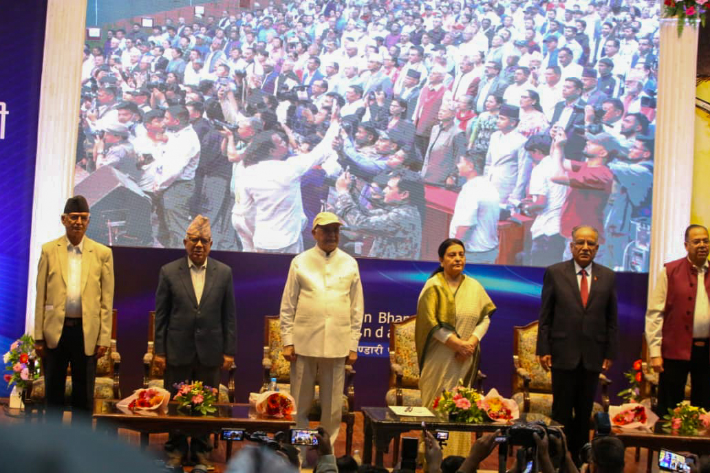 पूर्वसहयात्रीहरू फेरि एकै ठाउँमा: मदन भण्डारीको स्मृतिले जुरायो ओली, प्रचण्ड र माधव नेपालको भेट