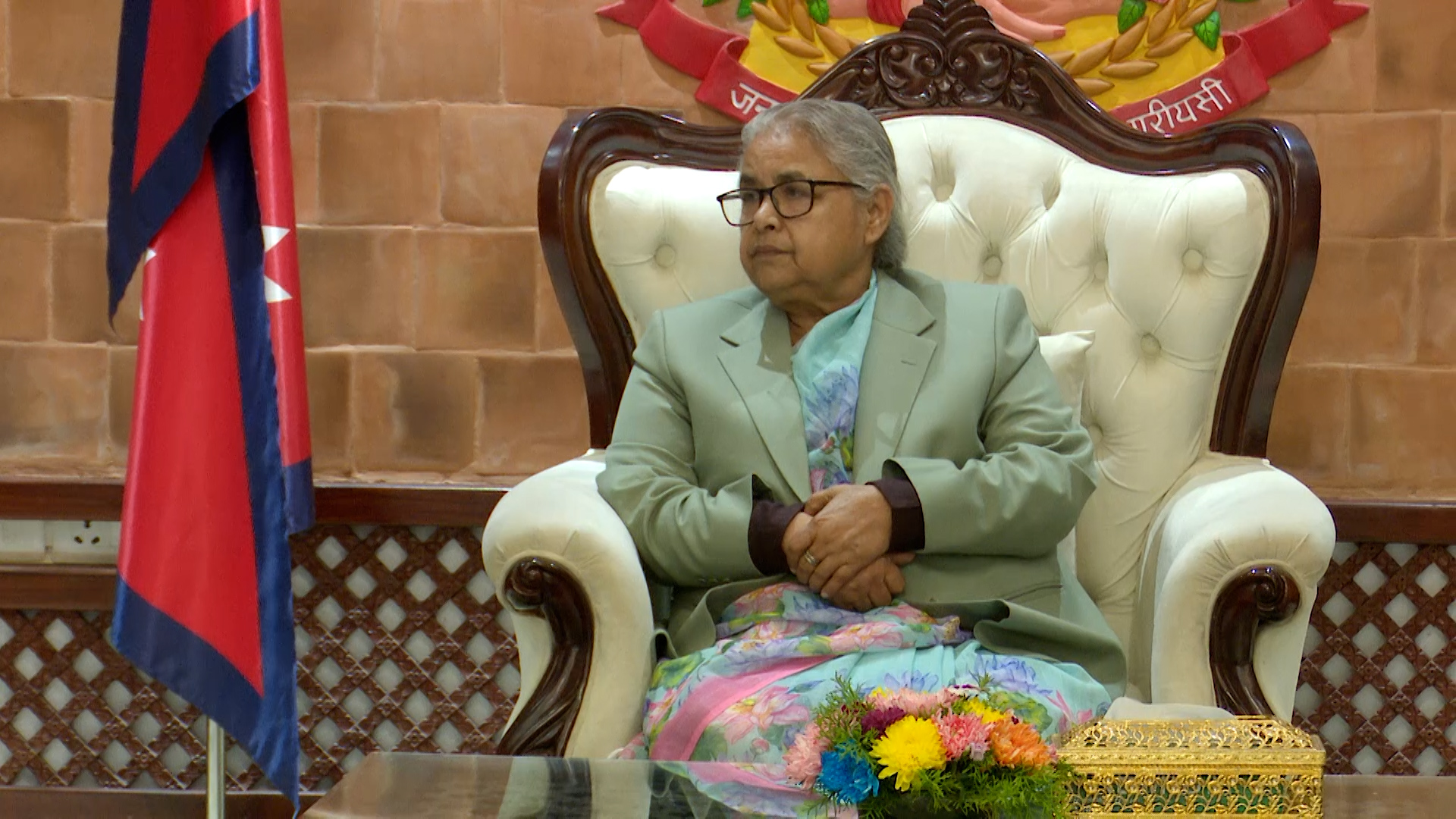 प्रधानमन्त्रीले बोलाइन् संयुक्त बैठक