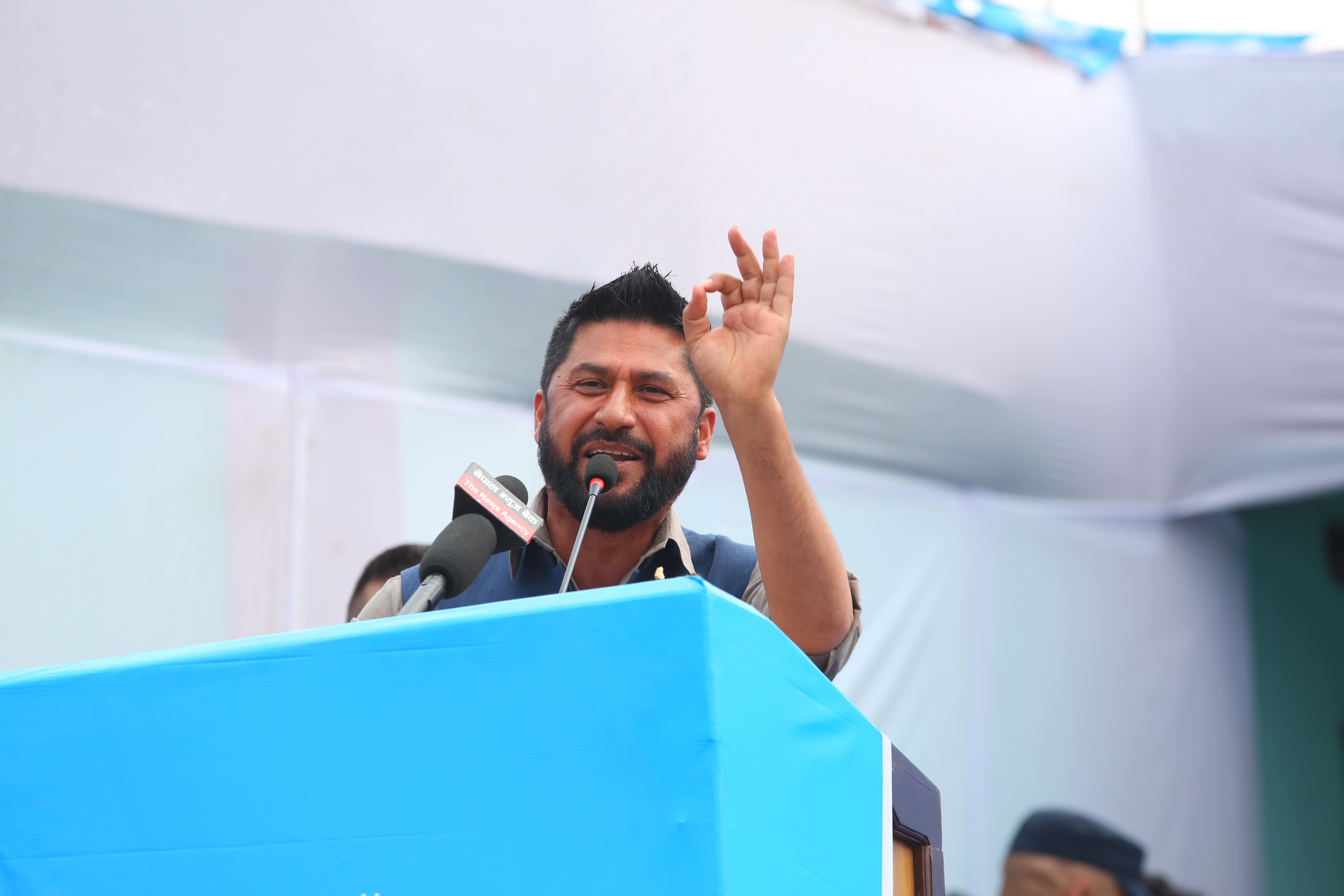 सिंहदरबारलाई भ्रष्टाचारको अखडा बनाउनेहरुले नै देश जलाएका हुन् : रवि लामिछाने