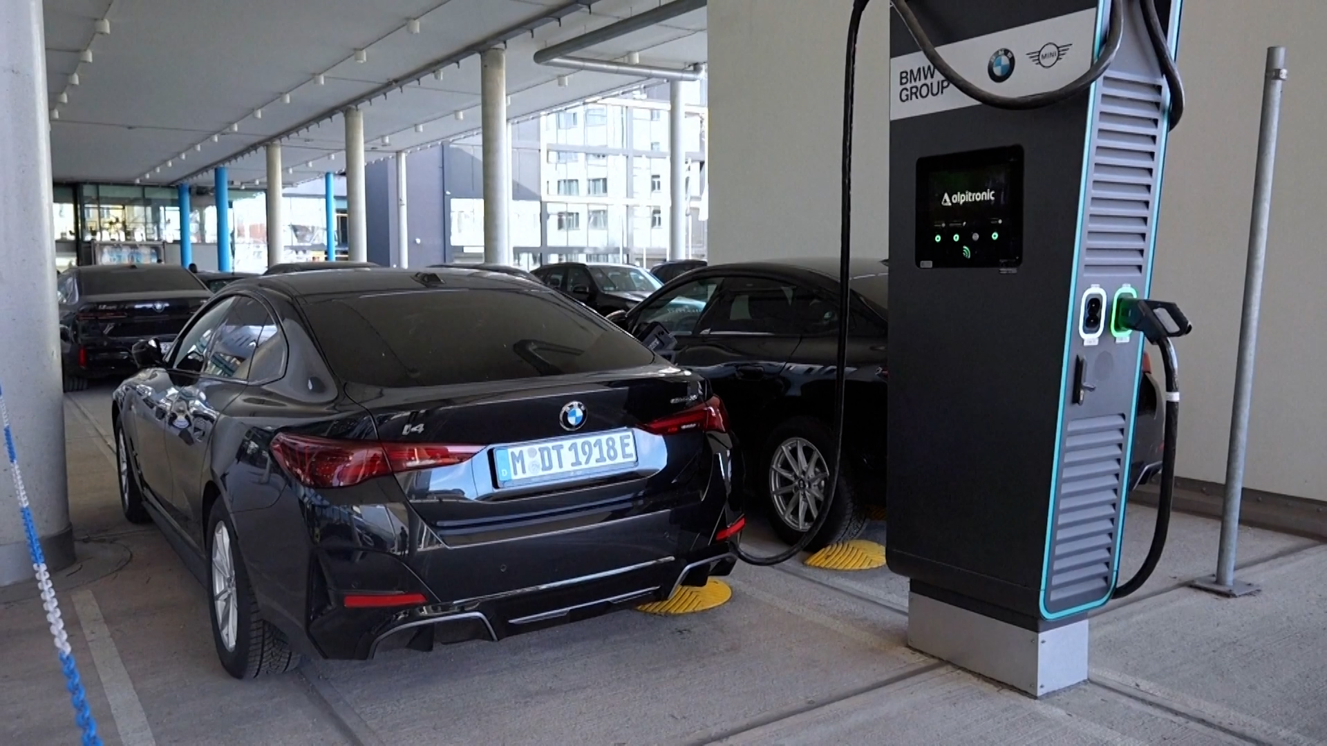 इन्धनको मूल्य वृद्धिपछि जर्मनीमा विद्युतीय सवारीको मागमा उछाल