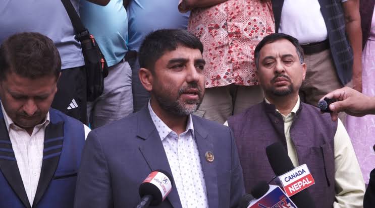 प्रधानमन्त्री राहत कोषमा रास्वपा सांसदहरूको थप सहयोग: जनही न्यूनतम १५ हजार रुपैयाँ योगदान गर्ने