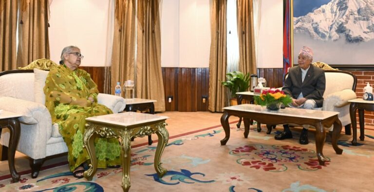 जेनजीसँग सरकारको सम्झौता भएको भोलिपल्ट राष्ट्रपति भेट्न शितलनिवासमा प्रधानमन्त्री
