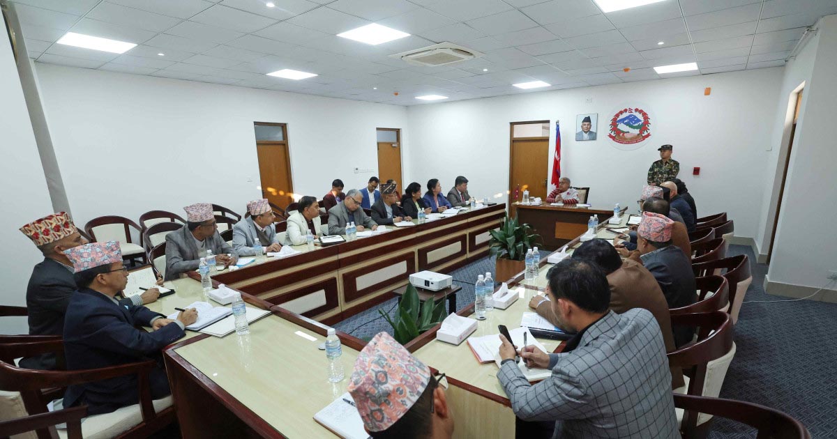 प्रभावकारी सेवा प्रवाह र भ्रष्टाचार नियन्त्रणमा केन्द्रित हुन प्रधानमन्त्रीको निर्देशन