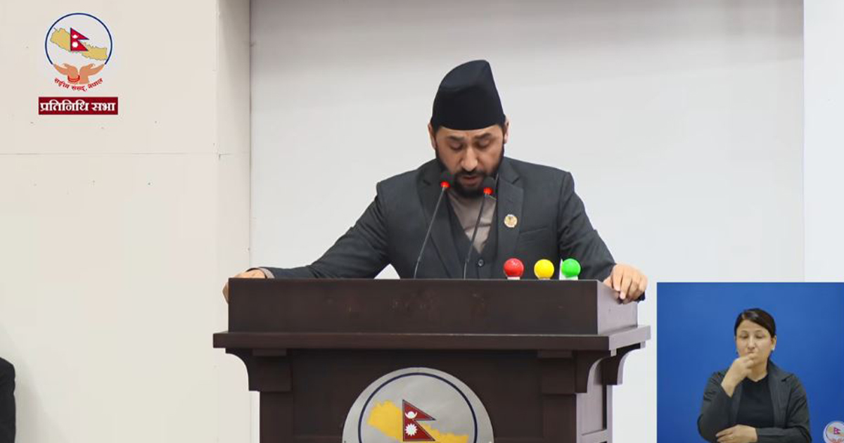 ‘राज्य कहाँ छ?’भन्नेहरूलाई रवि  लामिछानेको जवाफ–भग्नावशेष सुरुङभित्र आफ्ना नागरिकको प्राण खोजिरहेको छ
