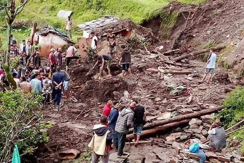 रुकुम पूर्वमा पहिरोमा परी एकको मृत्यु, तीन घाइते