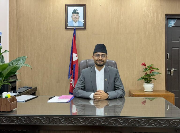 शैक्षिक परामर्श क्षेत्रलाई व्यवस्थित बनाउन मन्त्रालयको पहल: सरोकारवालासँग नीतिगत सुधारबारे छलफल हुँदै