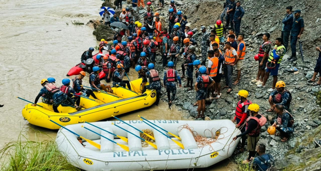 भारतीय विज्ञ टोलीलेसमेत भेटेन त्रिशूलीमा बेपत्ता बस र यात्रु