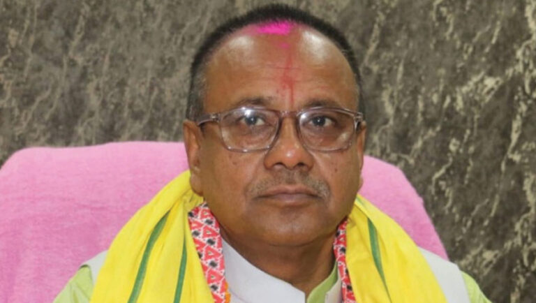 कांग्रेस–एमालेबीच सातै प्रदेशमा सरकार गठनको सहमति: मधेसका मुख्यमन्त्री यादवलाई एमालेले विश्वासको मत दिने