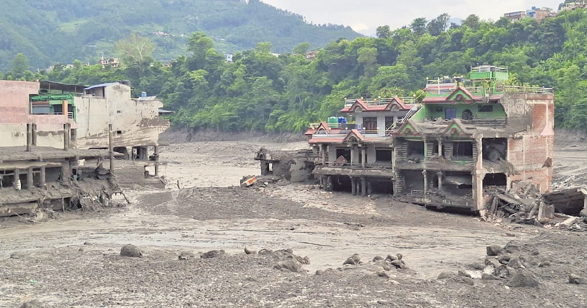 विनाशकारी बाढी:  मृत्यु हुनेको संख्या १७७ पुग्यो